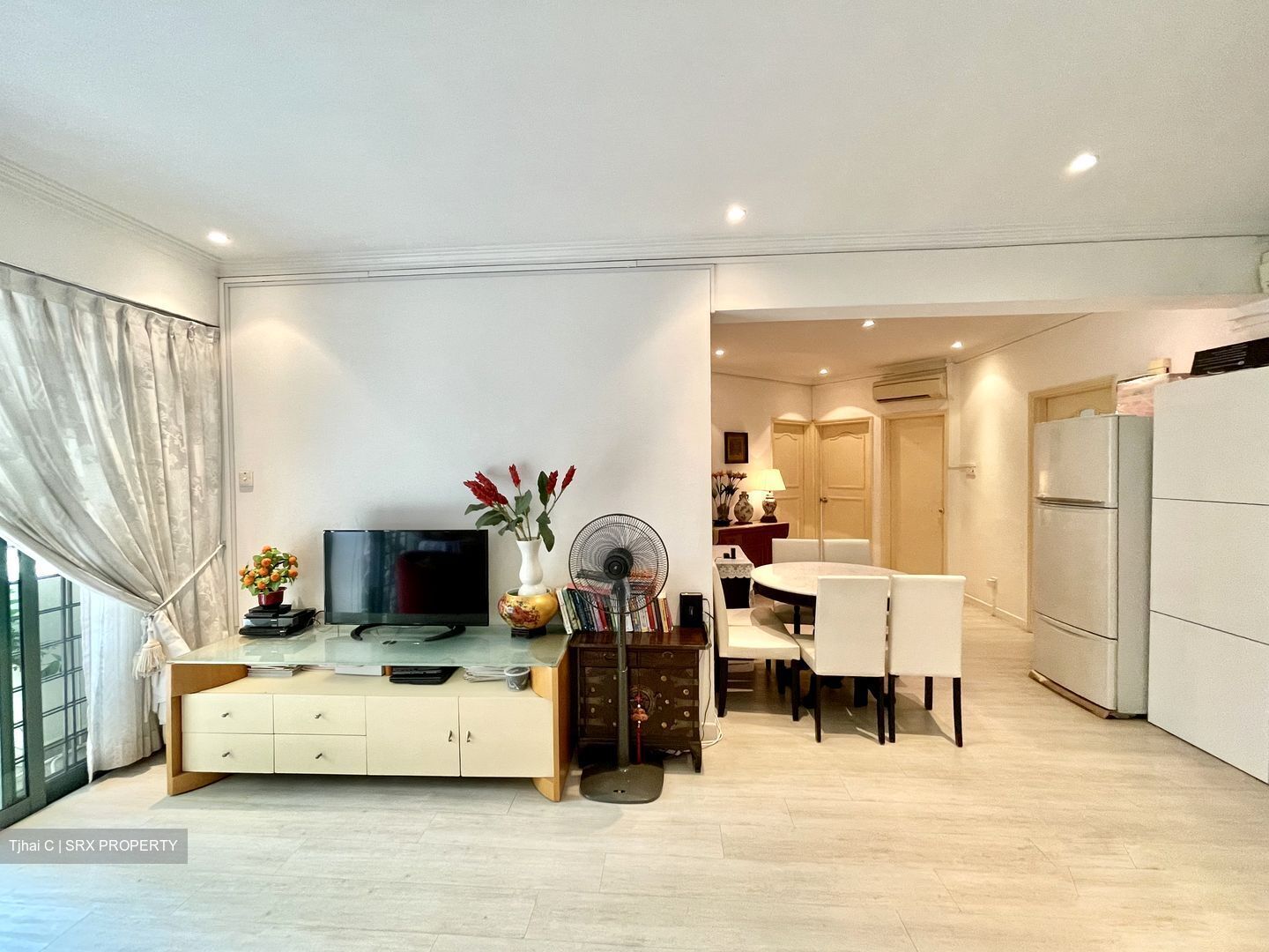 West Bay Condominium (D5), Condominium #379043161